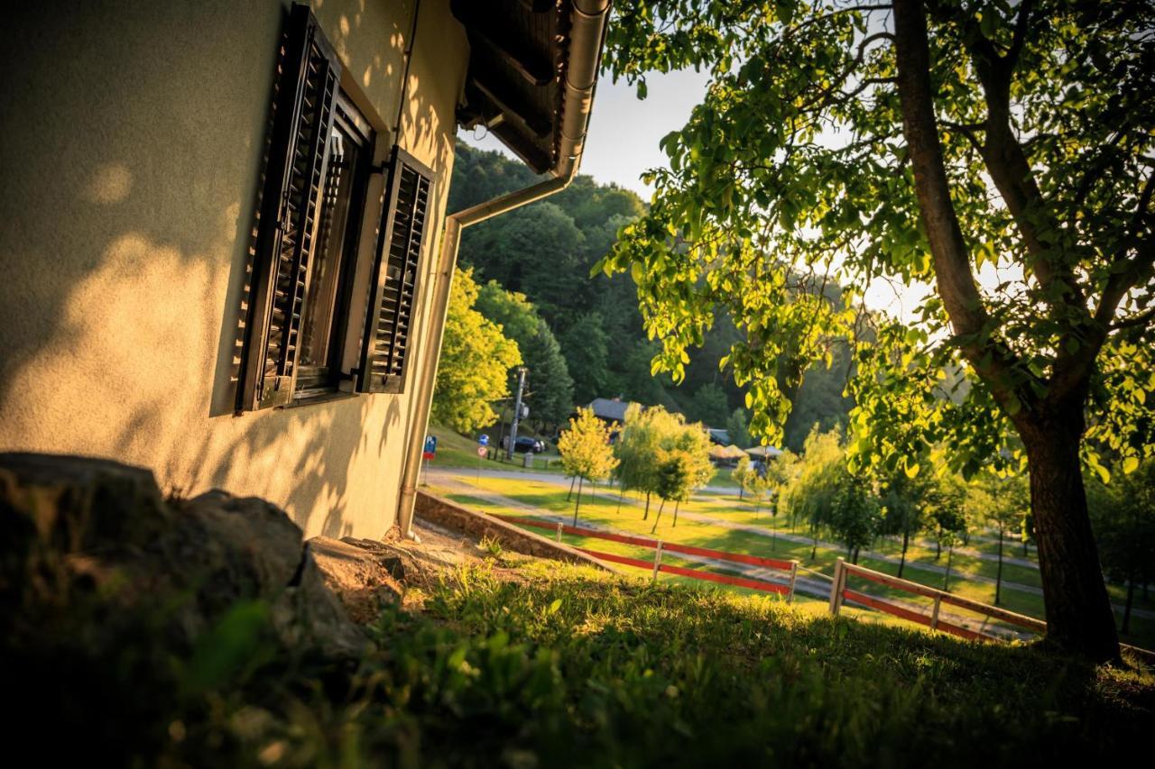 Kuca Za Odmor, Ferienhaus, Holiday Home Rugas Orahovica Esterno foto