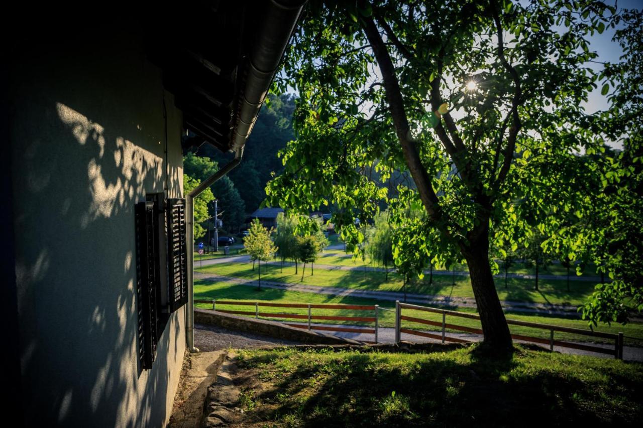 Kuca Za Odmor, Ferienhaus, Holiday Home Rugas Orahovica Esterno foto